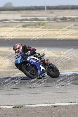 media/Sep-07-2024-Pacific Track Time (Sat) [[9bb89f5e83]]/B group/Phone Wall Papers 920am/